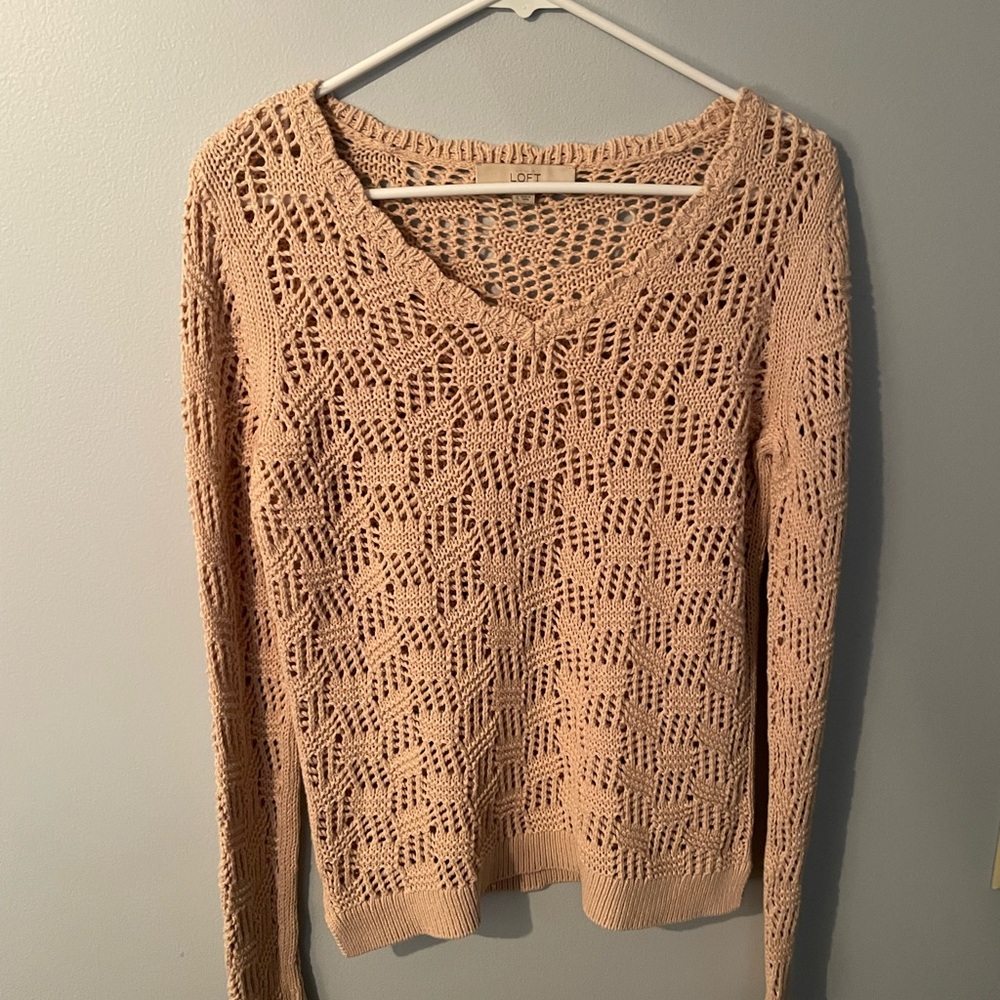 LOFT Women's Soft Pink Sweater with Scalloped V-Neck